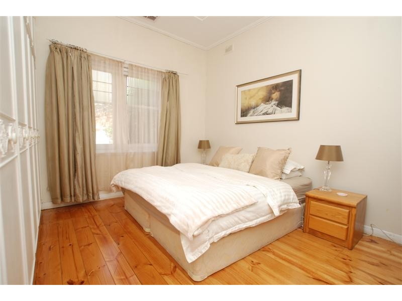2 Lewis Street, Brighton SA 5048