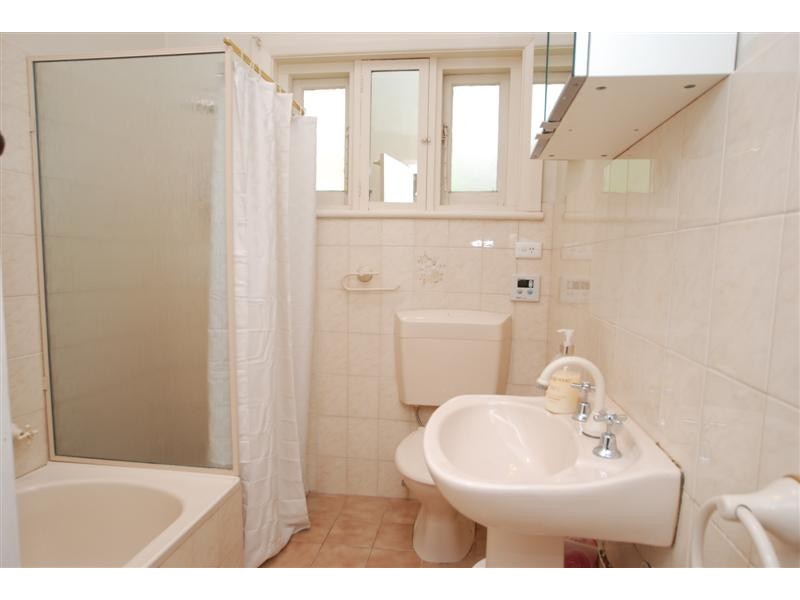 2 Lewis Street, Brighton SA 5048