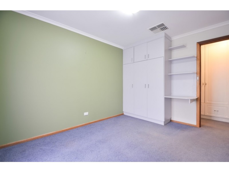5 Aroona Road, Hallett Cove SA 5158
