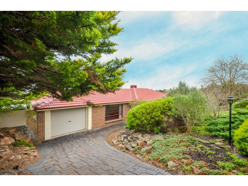 5 Aroona Road, Hallett Cove SA 5158