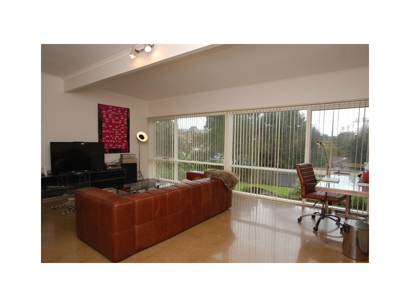 6 Jarrad road, Happy Valley SA 5159