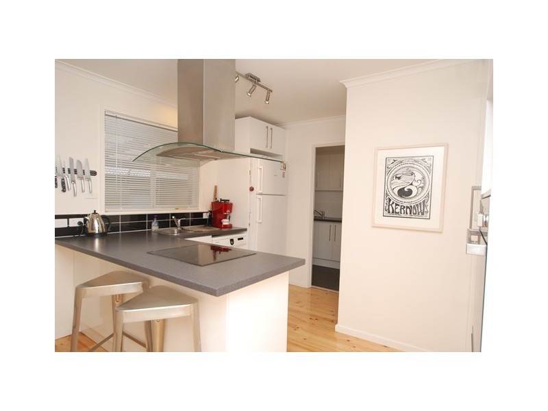 6 Jarrad road, Happy Valley SA 5159