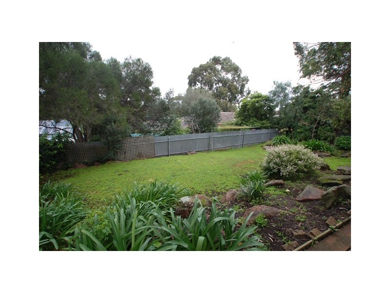 6 Jarrad road, Happy Valley SA 5159