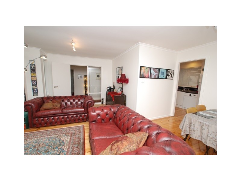 6 Jarrad road, Happy Valley SA 5159