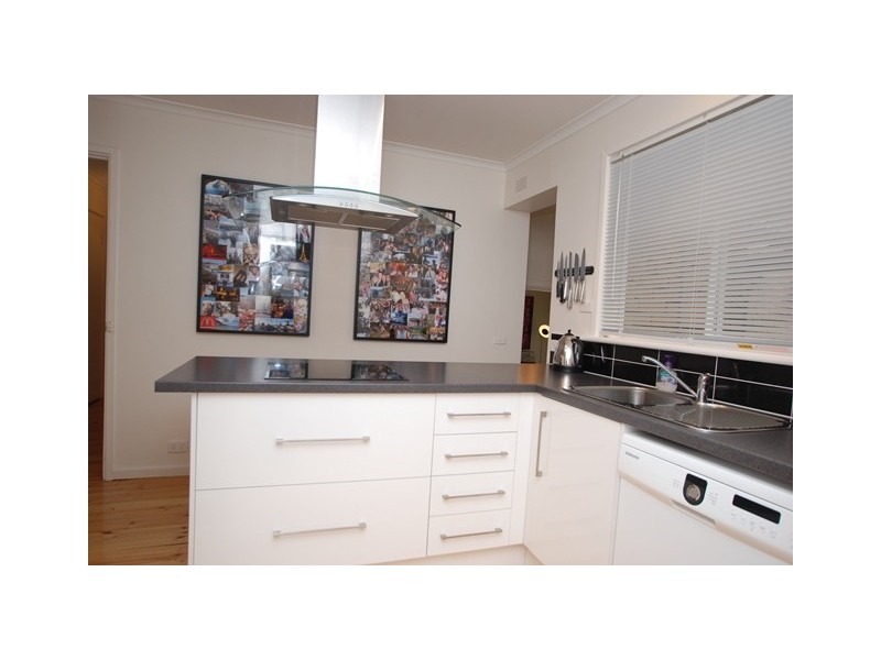 6 Jarrad road, Happy Valley SA 5159