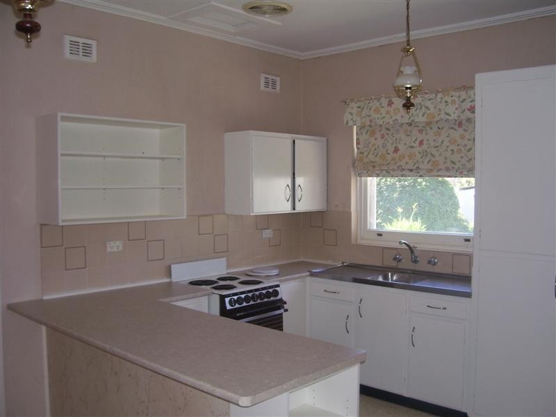 19 Cairns Avenue, Warradale SA 5046