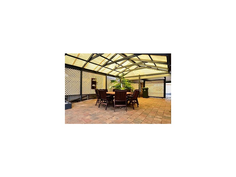 22 Jennifer Drive, Happy Valley SA 5159