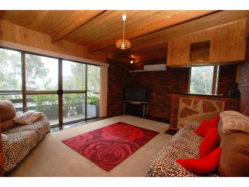 8 Malvern Court, Aberfoyle Park SA 5159