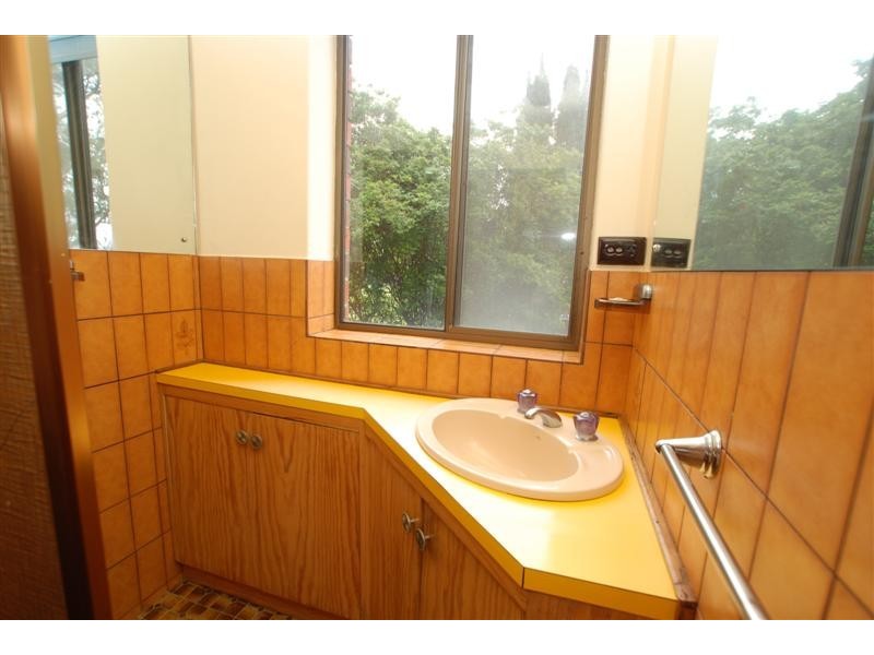 8 Malvern Court, Aberfoyle Park SA 5159