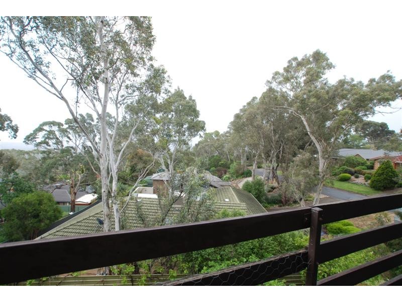 8 Malvern Court, Aberfoyle Park SA 5159