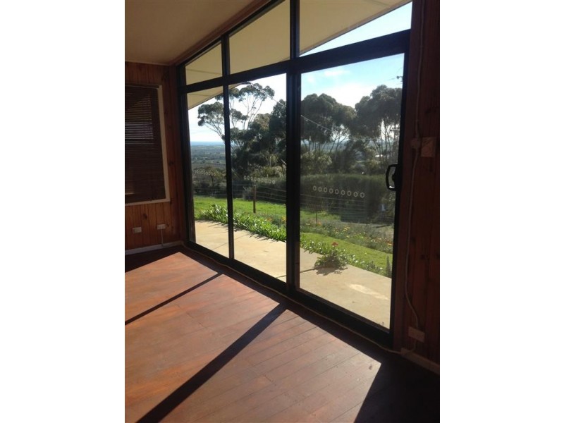 50 St Johns Terrace, Willunga South SA 5172