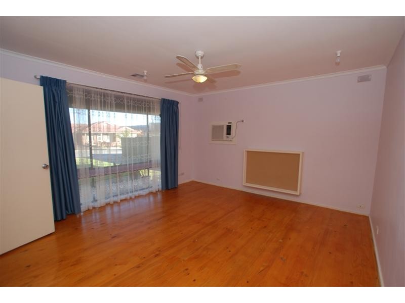 25 Raymond Avenue, North Plympton SA 5037