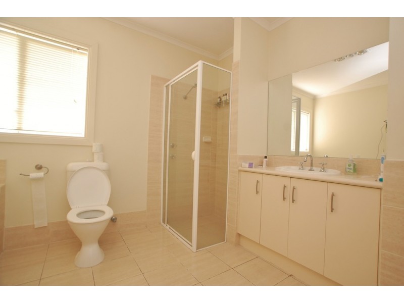 25 Harbrow Grove, Seacombe Gardens SA 5047