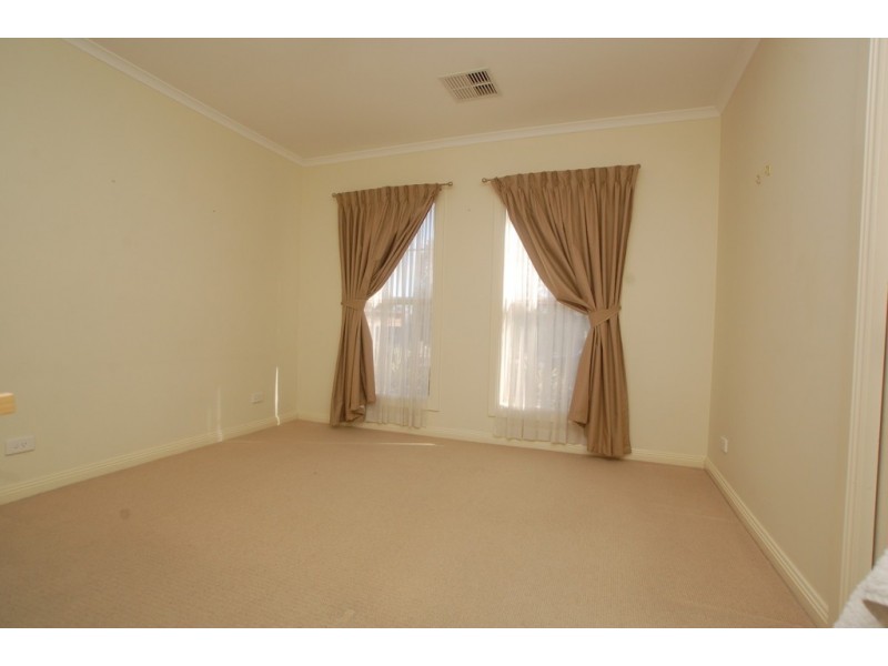 25 Harbrow Grove, Seacombe Gardens SA 5047