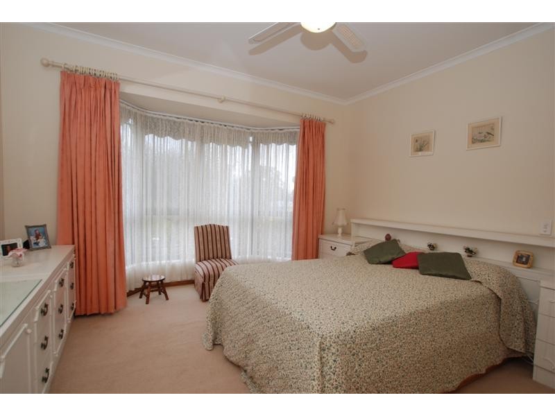 2/29 Craigburn Drive, Flagstaff Hill SA 5159