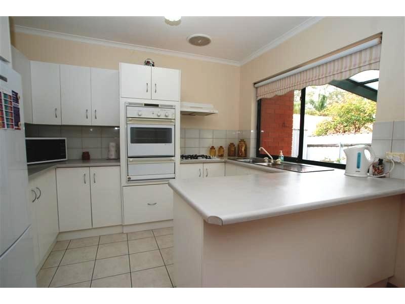 2/29 Craigburn Drive, Flagstaff Hill SA 5159