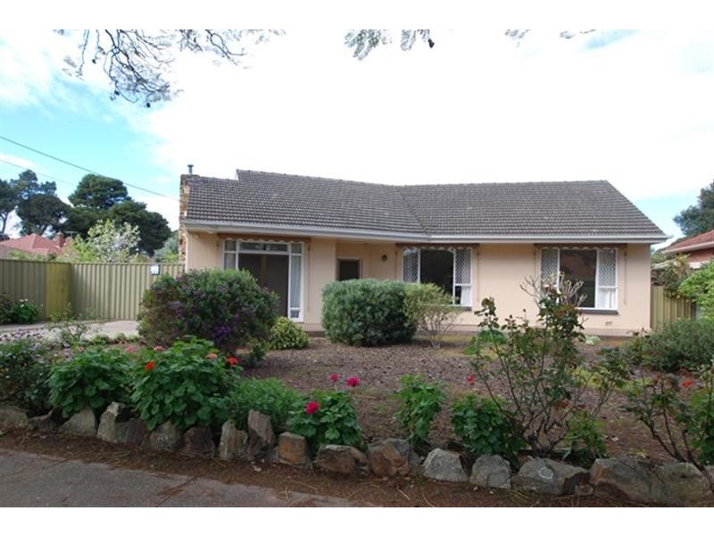 2 St Lawrence Avenue, Edwardstown SA 5039