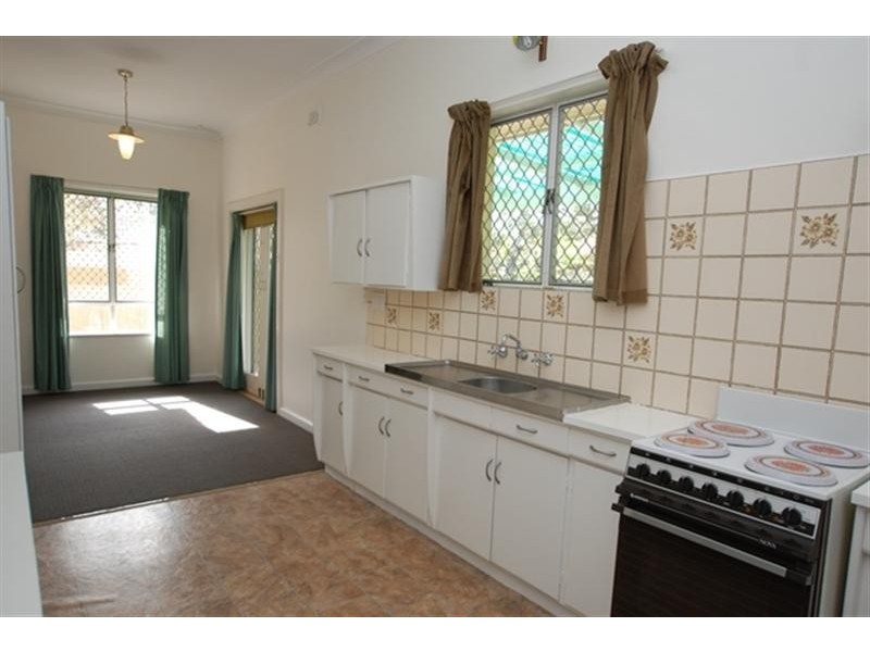 2 St Lawrence Avenue, Edwardstown SA 5039