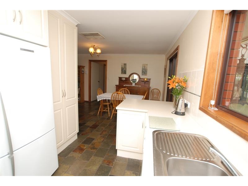 40 Easton Road, Happy Valley SA 5159