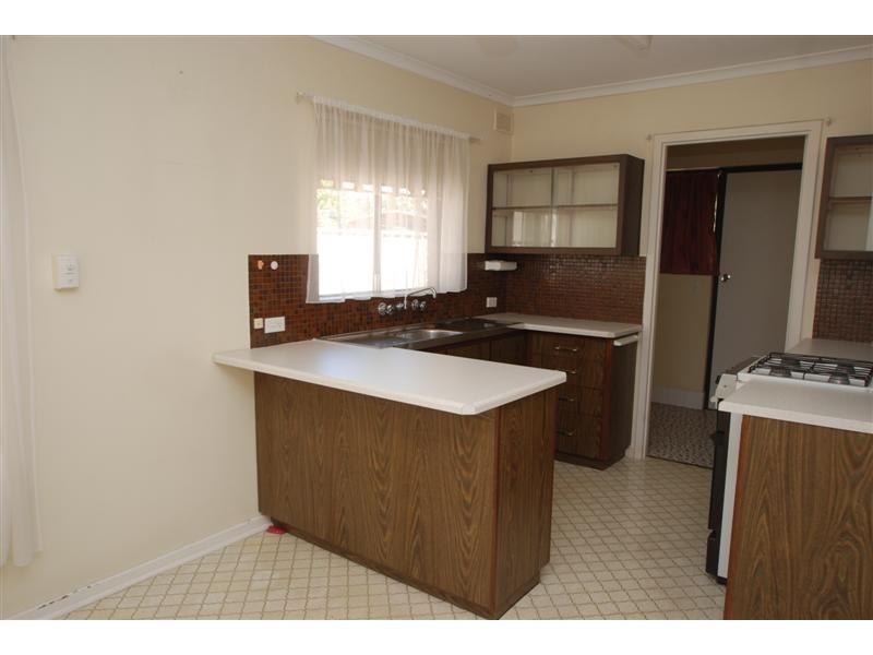 4 22 Kearnes Road, Oaklands Park SA 5046