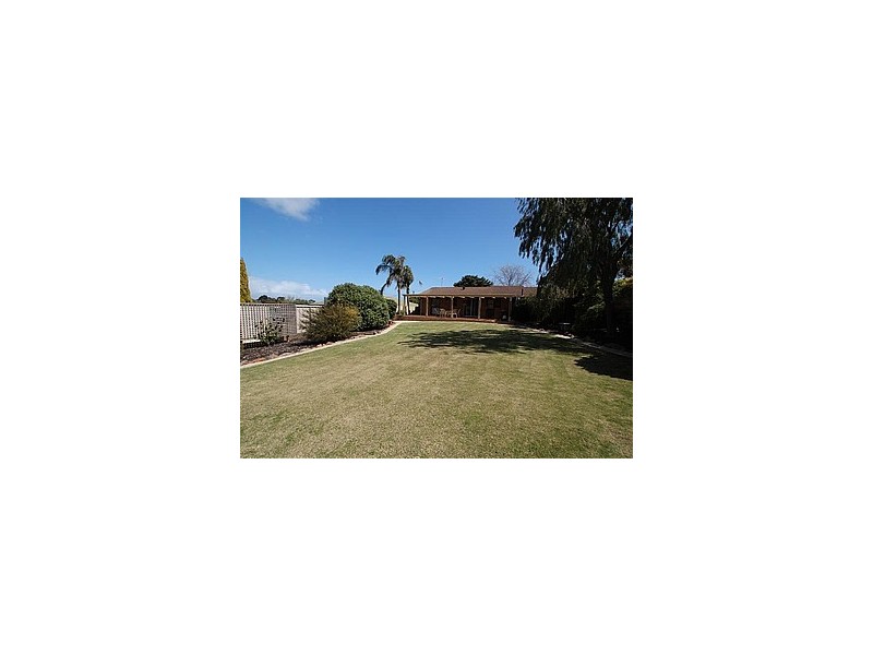 12 Ellis Avenue, O’halloran Hill SA 5158