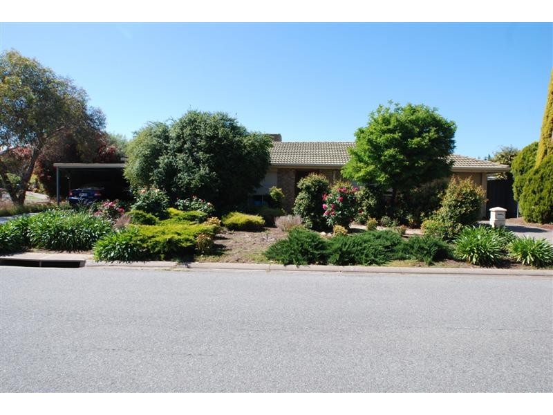 18 Surreyville Grove, Old Reynella SA 5161