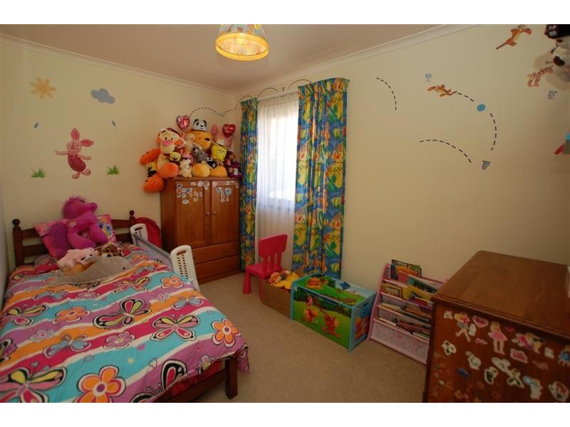 18 Surreyville Grove, Old Reynella SA 5161