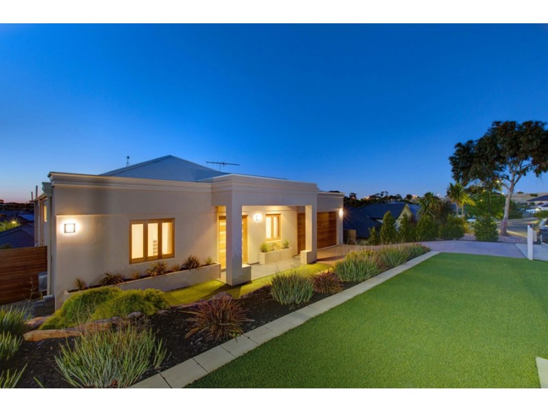 15 Evergreen Parade, Flagstaff Hill SA 5159