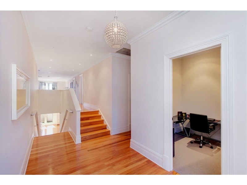 15 Evergreen Parade, Flagstaff Hill SA 5159