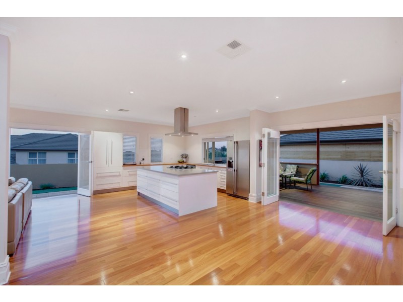 15 Evergreen Parade, Flagstaff Hill SA 5159