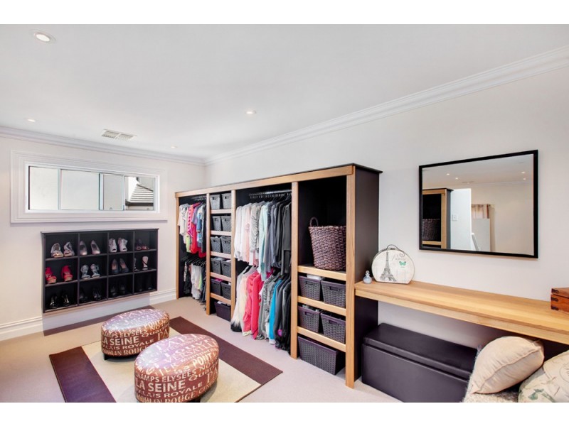 15 Evergreen Parade, Flagstaff Hill SA 5159