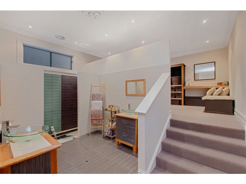 15 Evergreen Parade, Flagstaff Hill SA 5159