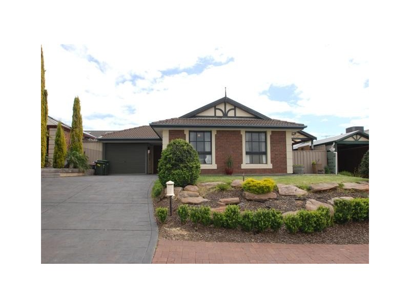 7 Oakleigh Court, Woodcroft SA 5162