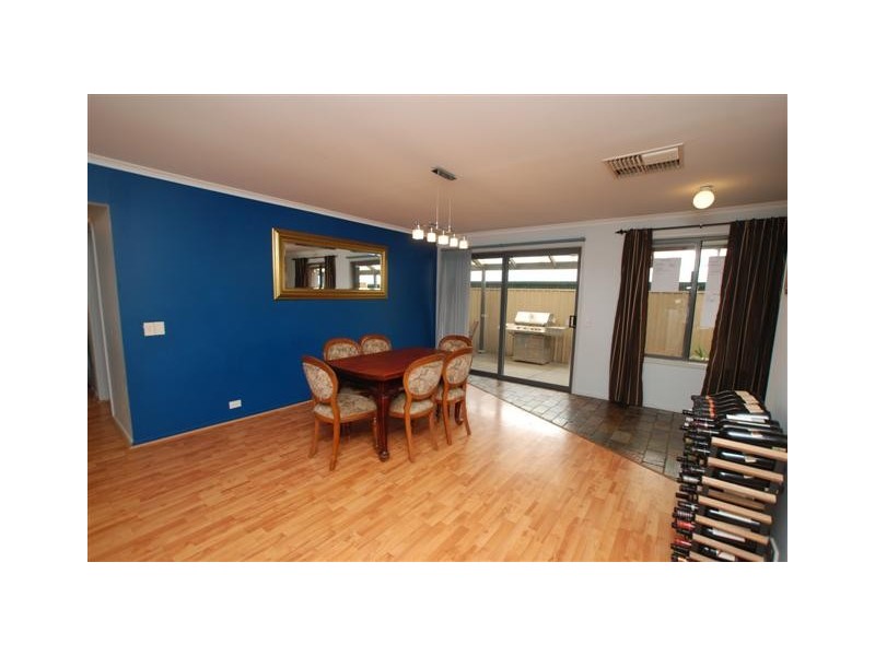 7 Oakleigh Court, Woodcroft SA 5162