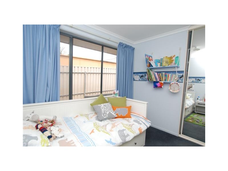 7 Oakleigh Court, Woodcroft SA 5162
