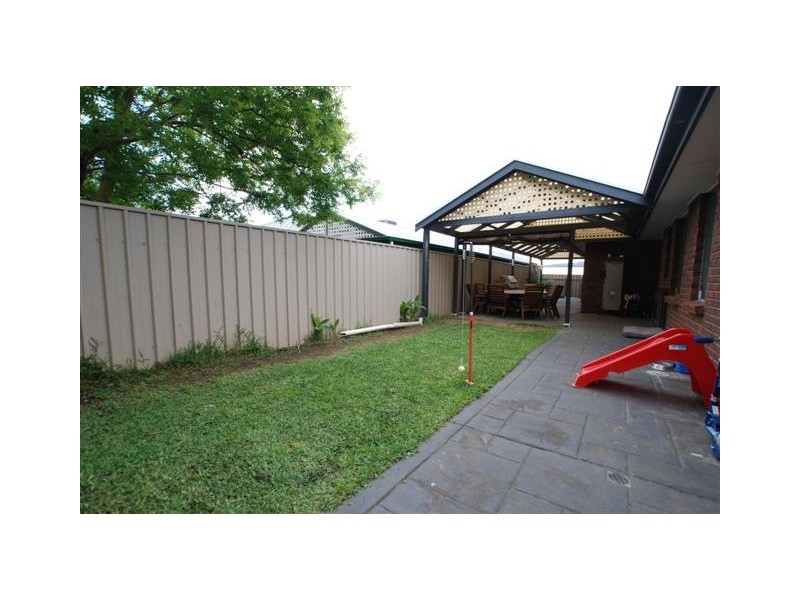 7 Oakleigh Court, Woodcroft SA 5162
