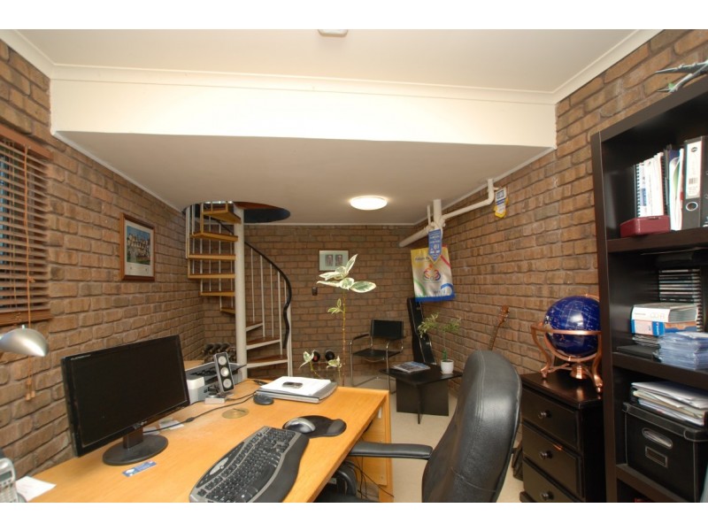 17 Yartoo street, Hallett Cove SA 5158