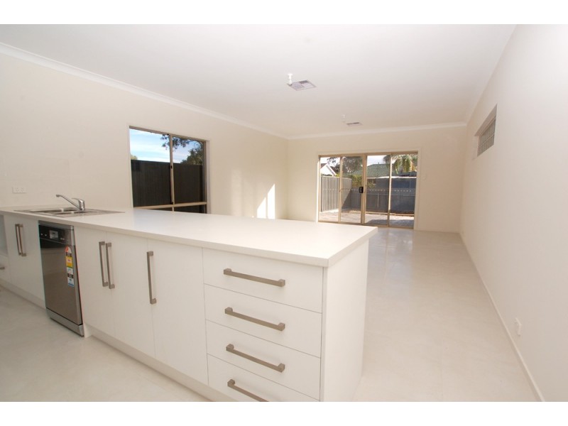 1/11 Furner Road, Mitchell Park SA 5043