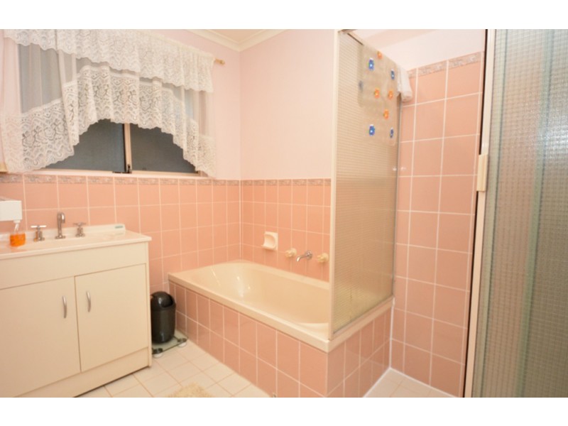 34 Trinidad Way, Happy Valley SA 5159