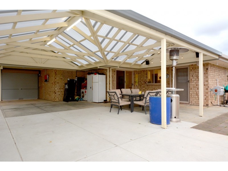 34 Trinidad Way, Happy Valley SA 5159