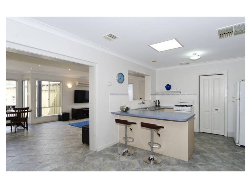 25 Marston Drive, Morphett Vale SA 5162