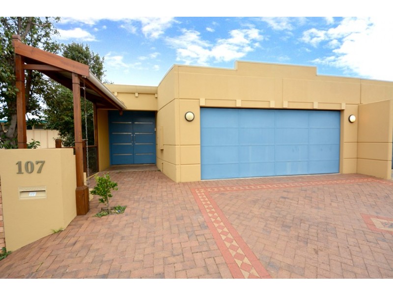 107 Seaview Road, Tennyson SA 5022
