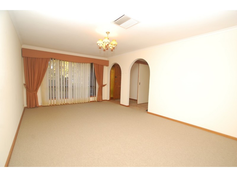 27 Tracy Way, Morphett Vale SA 5162