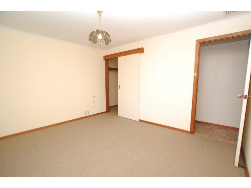 27 Tracy Way, Morphett Vale SA 5162