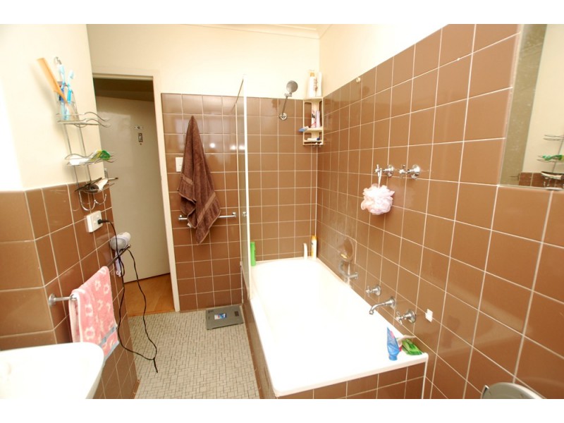 6/21 Laught Ave, Black Forest SA 5035