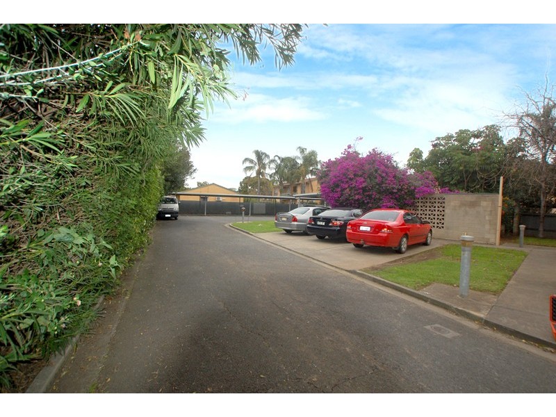 6/21 Laught Ave, Black Forest SA 5035