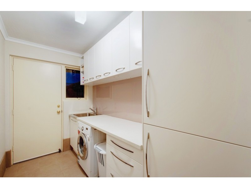 11 Verdant Parade, Woodcroft SA 5162