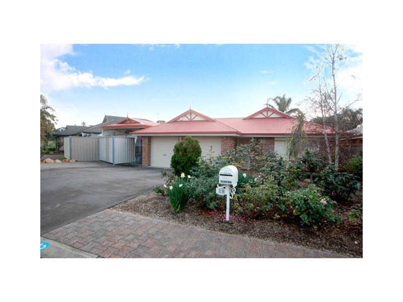 12 Dorrien Avenue, Woodcroft SA 5162