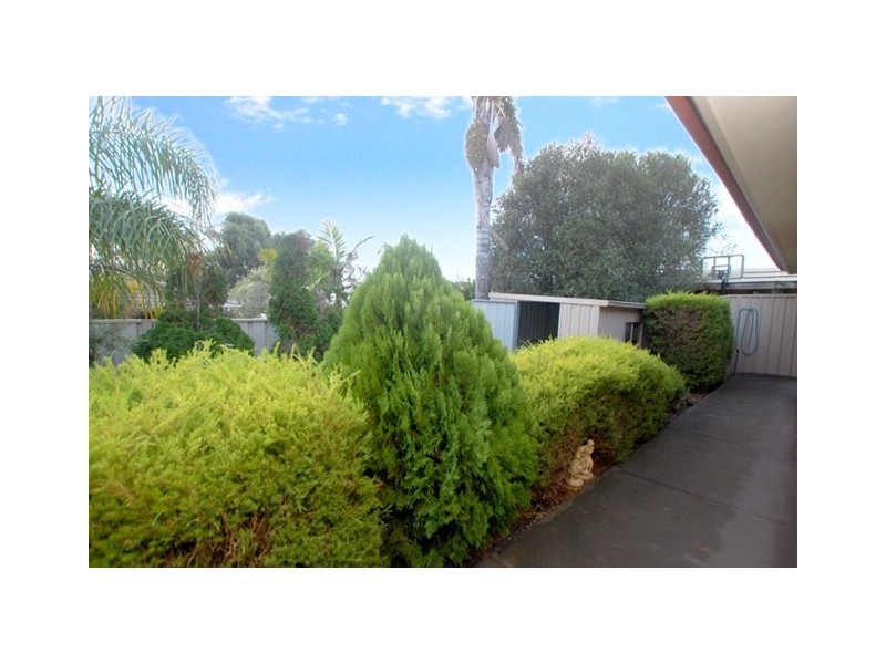 12 Dorrien Avenue, Woodcroft SA 5162