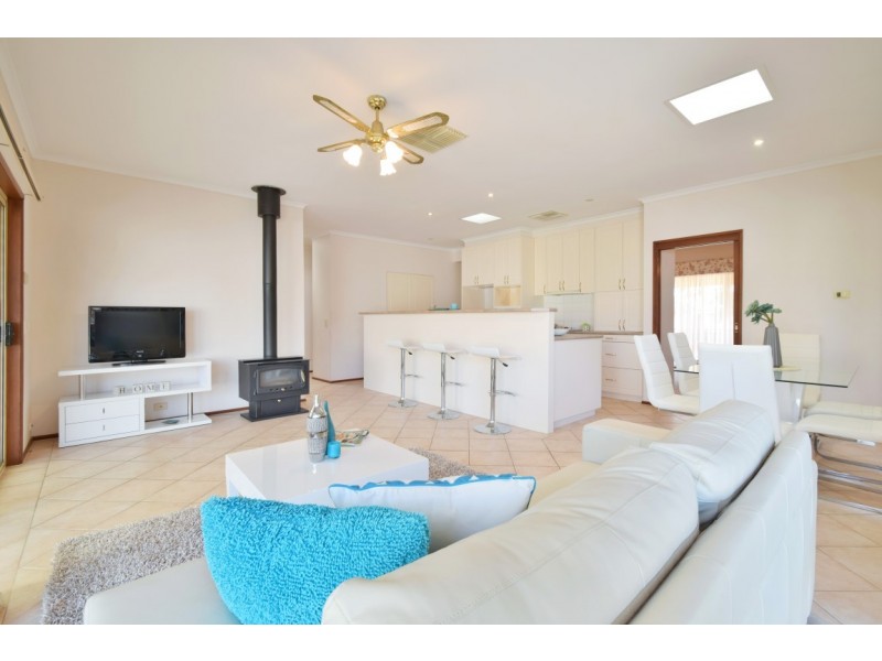 8 Northumberland Road, Onkaparinga Hills SA 5163